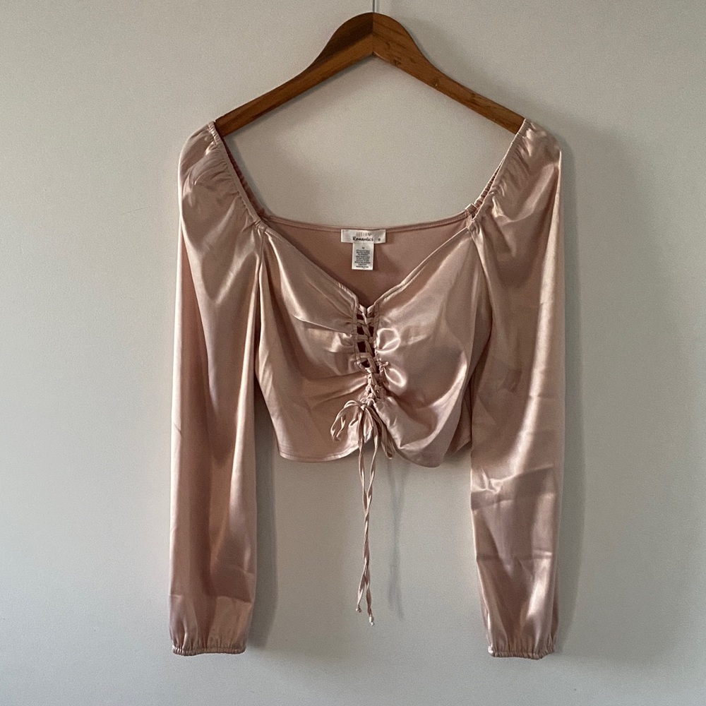 URBAN Romantics Satin Blouse in Soft Pink